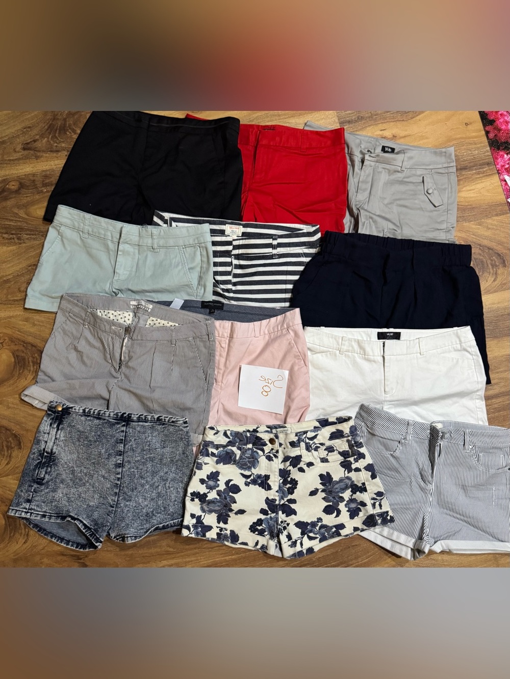 Women’s Mixed 12 x Shorts Pack – Multi-Color Cotton & Denim Styles